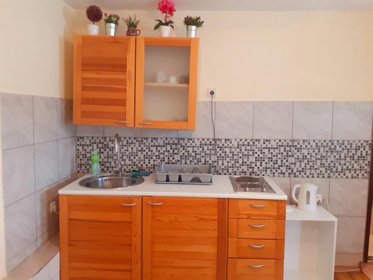 Apartman Stari Grad Apartment *